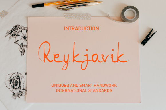 Reykjavik: A Handwritten Typeface for Timeless Craft Designs